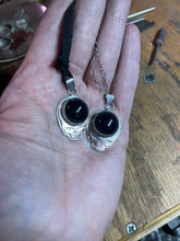 Load image into Gallery viewer, Black Banded Agate Steal Your Face
