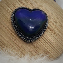 Load image into Gallery viewer, &quot;Moody&quot; Mood Stone Heart Ring
